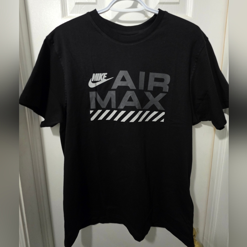 Nike Air Max Black T-Shirt